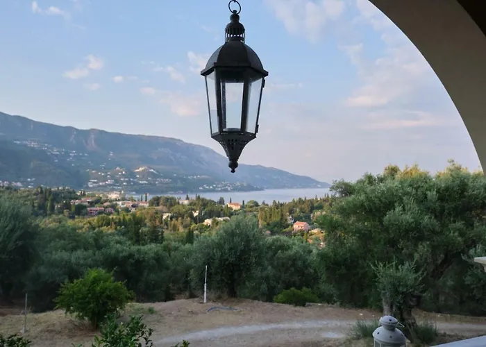 Bella Vista * Κάτω Κορακιάνα